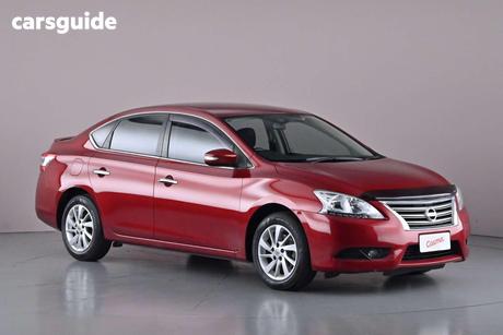 Red 2013 Nissan Pulsar Sedan St-L