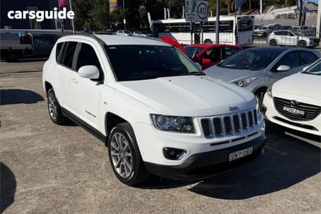 White 2015 Jeep Compass Wagon Limited (4X4)