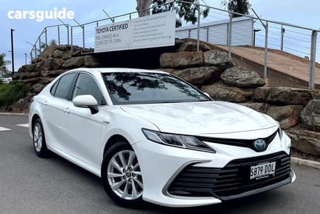 White 2021 Toyota Camry Sedan Ascent