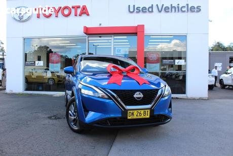 Blue 2023 Nissan Qashqai Wagon St