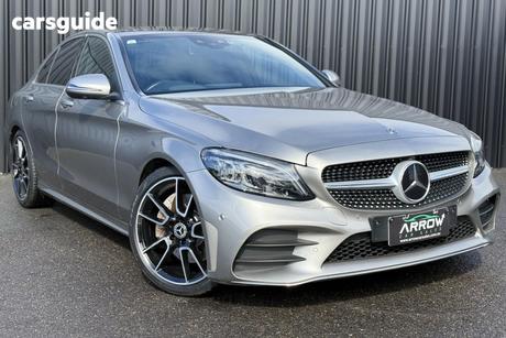 Gold 2019 Mercedes-Benz C300 Saloon