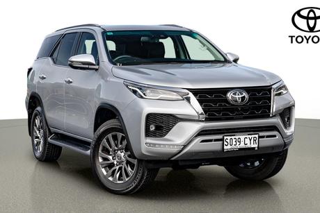 Silver 2023 Toyota Fortuner Wagon Crusade