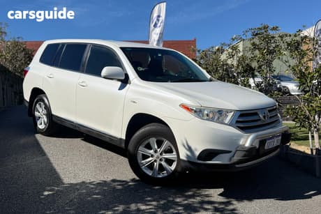 White 2011 Toyota Kluger Wagon Kx-R (4X4) 7 Seat