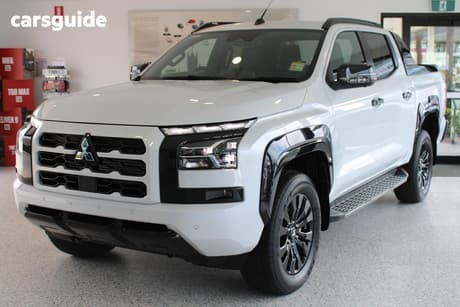 White 2026 Mitsubishi Triton Double Cab Pick Up Gsr (4X4)