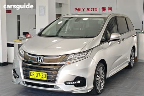 Silver 2018 Honda Odyssey Wagon Vti-L