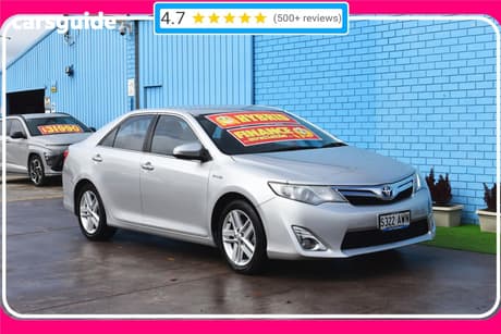 Silver 2013 Toyota Camry Sedan Hybrid Hl