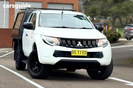 White 2018 Mitsubishi Triton Cab Chassis Glx (4X4)