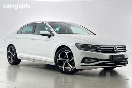 White 2021 Volkswagen Passat Sedan 140Tsi Business