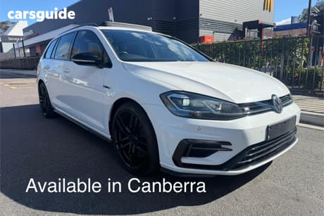 White 2017 Volkswagen Golf Wagon R Grid Edition