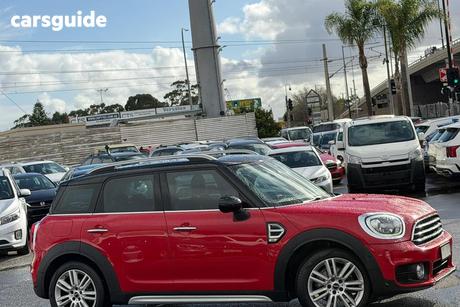 Red 2018 Mini Countryman Wagon Cooper