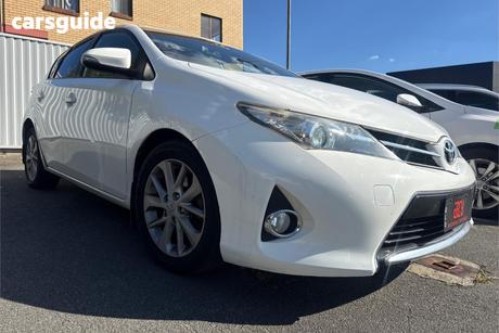 White 2013 Toyota Corolla Hatchback Ascent Sport