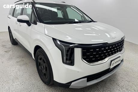 White 2025 Kia Carnival Wagon S