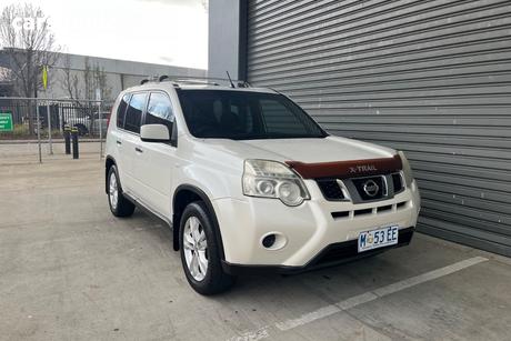 White 2012 Nissan X-Trail Wagon St (Fwd)