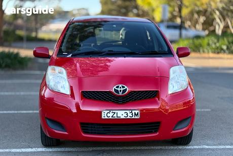 Red 2009 Toyota Yaris Hatchback Yrs