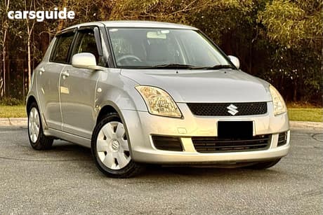 Silver 2010 Suzuki Swift Hatchback