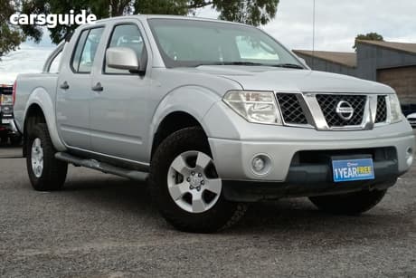 Silver 2014 Nissan Navara Dual Cab Pick-up Rx Silverline Se (4X4)