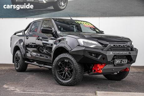 Black 2025 Isuzu D-MAX Crew Cab Utility Blade