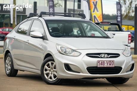 Silver 2014 Hyundai Accent Sedan Active