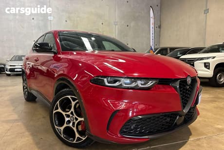 Red 2022 Alfa Romeo Tonale Wagon Veloce Mhev