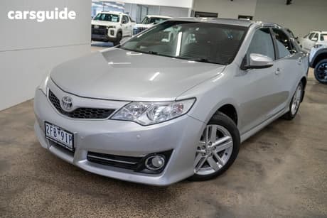 Silver 2013 Toyota Camry Sedan Atara Sl