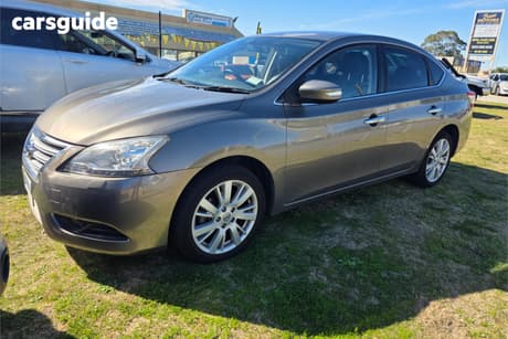 Silver 2013 Nissan Pulsar Sedan Ti