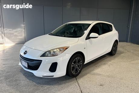 White 2013 Mazda 3 Hatchback Neo