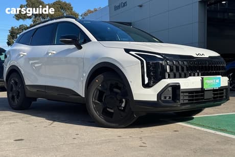 White 2026 Kia Sportage Wagon Gt-Line (Awd)