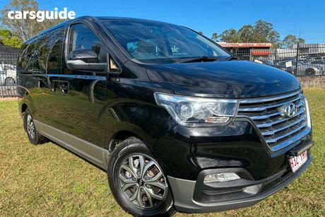 Black 2018 Hyundai Imax Wagon Elite