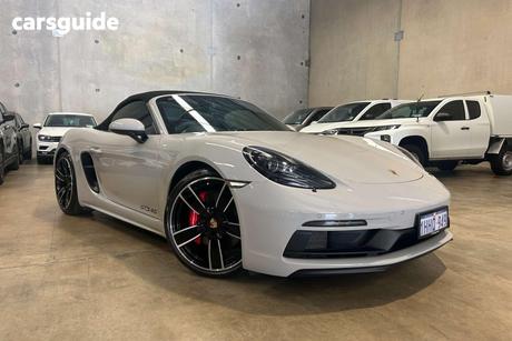 Grey 2021 Porsche 718 Roadster Boxster Gts 4.0