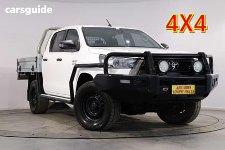 White 2020 Toyota Hilux Double Cab Chassis Sr (4X4)