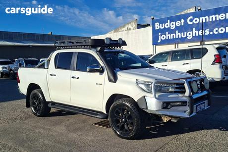 White 2017 Toyota Hilux Dual Cab Utility Sr5 (4X4)