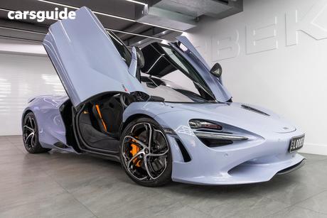 Grey 2023 McLaren 750S Coupe R