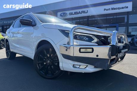White 2020 Nissan Qashqai Wagon St