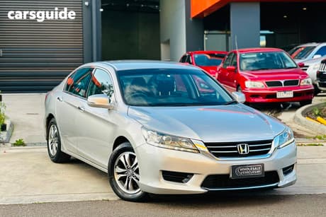 Silver 2013 Honda Accord Sedan Vti