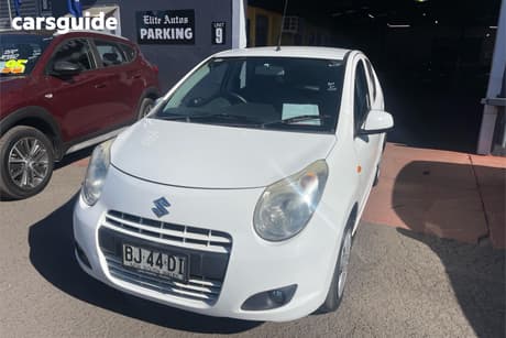 White 2011 Suzuki Alto Hatchback Gl