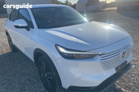 White 2022 Honda HR-V Wagon Vi X