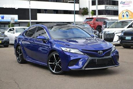 Blue 2019 Toyota Camry Sedan Sx