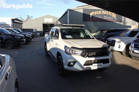 White 2018 Toyota Hilux Dual Cab Utility Sr5 (4X4)