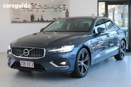 Blue 2021 Volvo S60 Sedan B5 Inscription Mhev