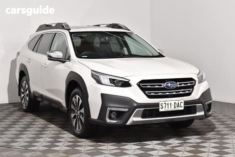 White 2023 Subaru Outback Wagon Awd Touring Xt