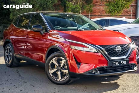 Red 2023 Nissan Qashqai Wagon St