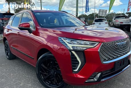 Red 2022 GWM Haval Jolion Wagon Premium