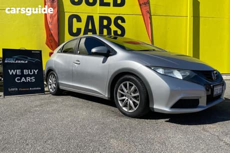 Silver 2013 Honda Civic Hatchback Vti-S