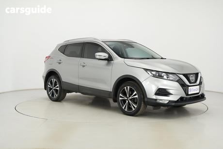 Silver 2018 Nissan Qashqai Wagon St-L