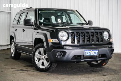 Black 2013 Jeep Patriot Wagon Sport (4X2)