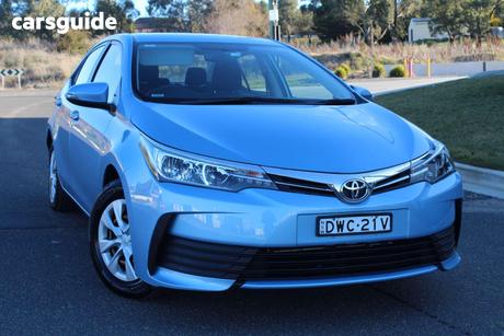 Blue 2017 Toyota Corolla Sedan Ascent