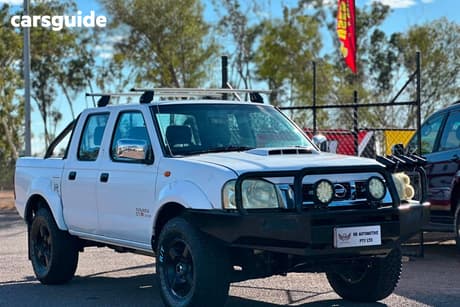 White 2011 Nissan Navara Dual Cab Pick-up St-R (4X4)