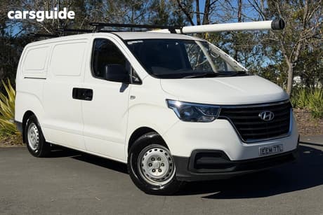White 2019 Hyundai Iload Van 3S Liftback
