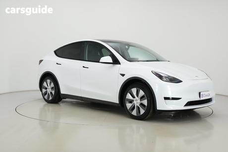 White 2023 Tesla Model Y Wagon Rear-Wheel Drive