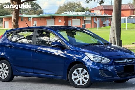 Blue 2017 Hyundai Accent Sedan Active